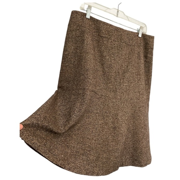 Talbots Wool & Silk Blend, Midi A Line, Made of Italian Fabrics, Skirt, Size 14 - Picture 4 of 8